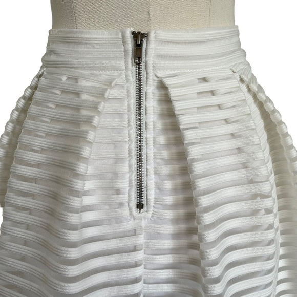 BLOSSOM Sz6 White high waisted midi skirt with sheer striped overlay - Picture 6 of 9